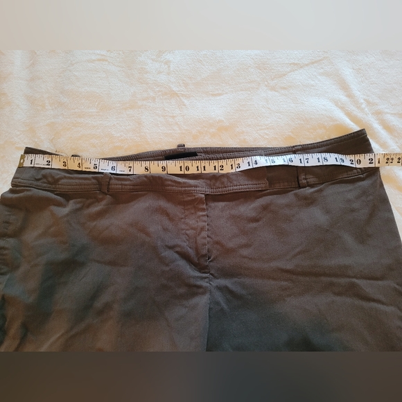 Lane Bryant womans dress pants. Size 20. - Picture 4 of 5